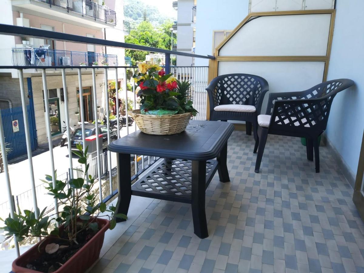 Casa Rosetta Bed & Breakfast ซอร์เรนโต ภายนอก รูปภาพ